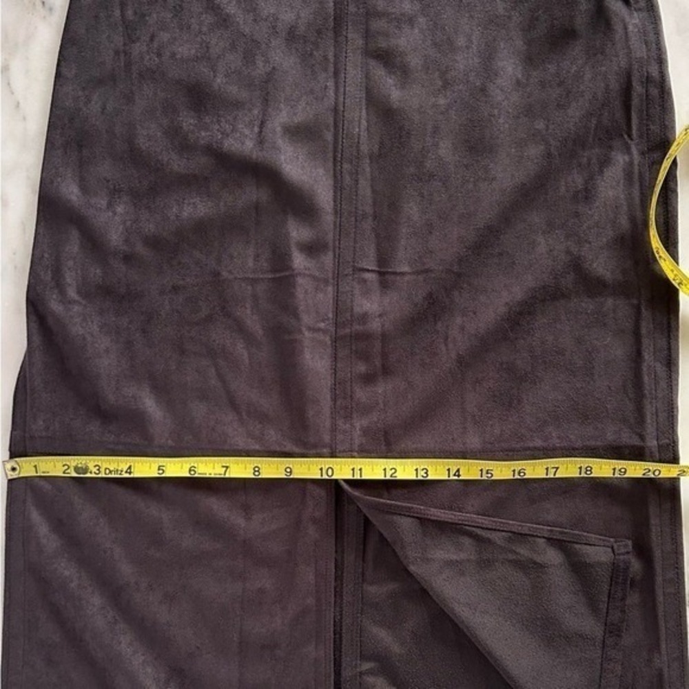 JUSTFAB Womens Size Large Black Faux Suede Skirt Midi Knee Length Front Slit Y2K - Picture 10 of 14